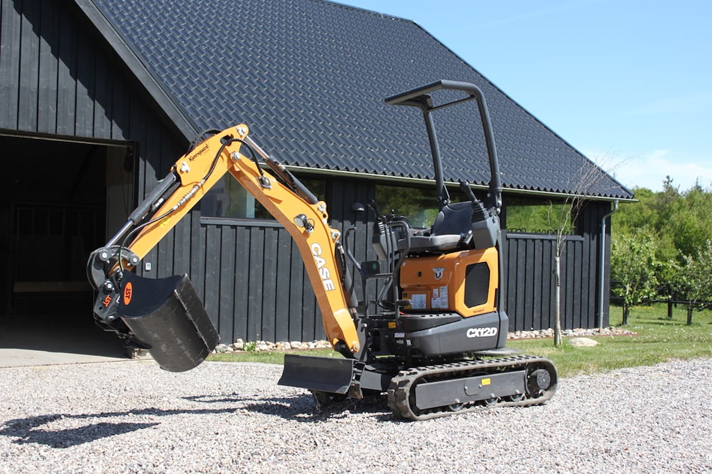 Mini graver Case CX 12D med tilt Vægt 1305 kg